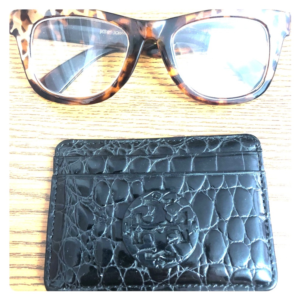 Authentic Tory Burch card holder 💳